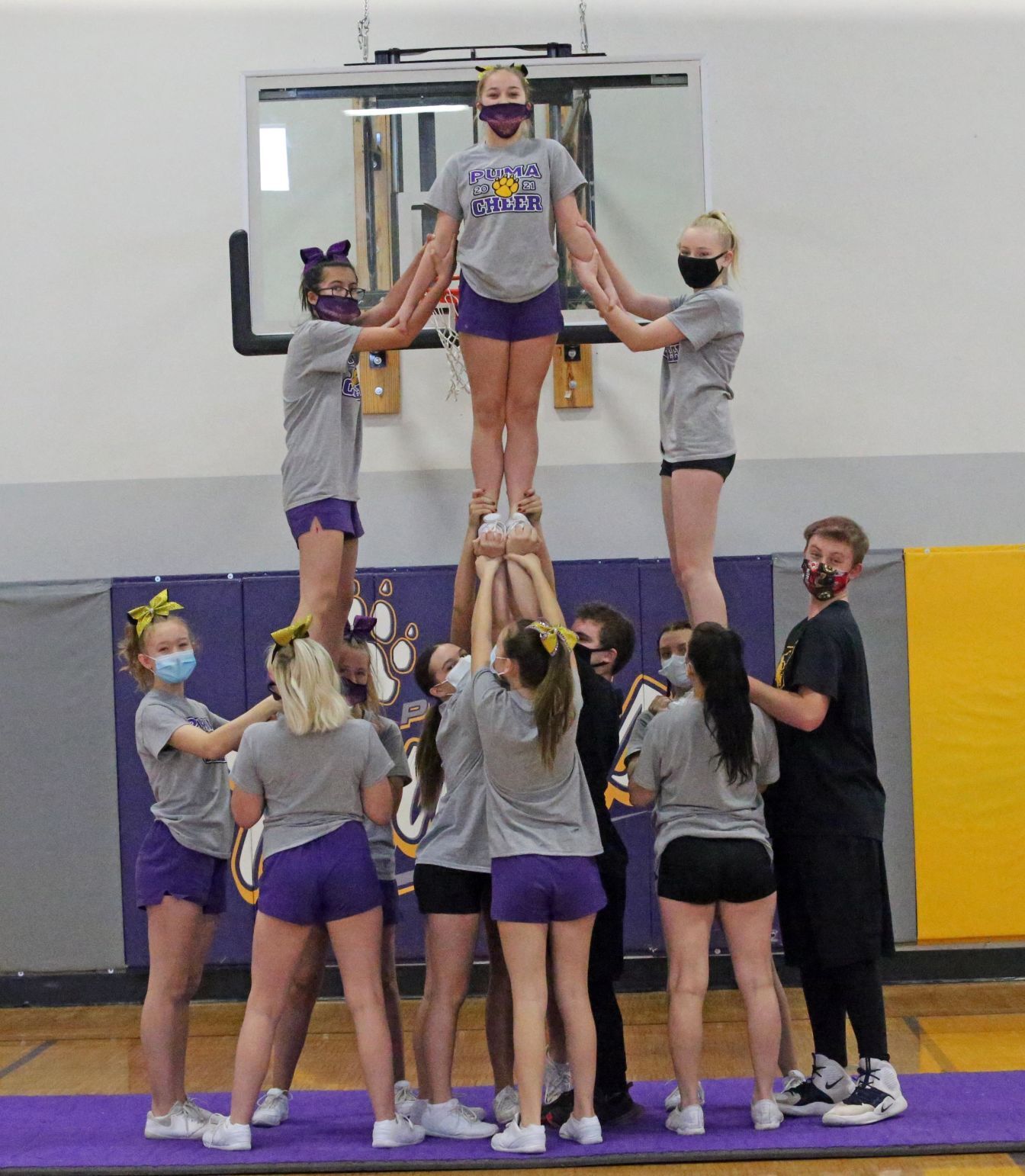 SPcheer1.jpg